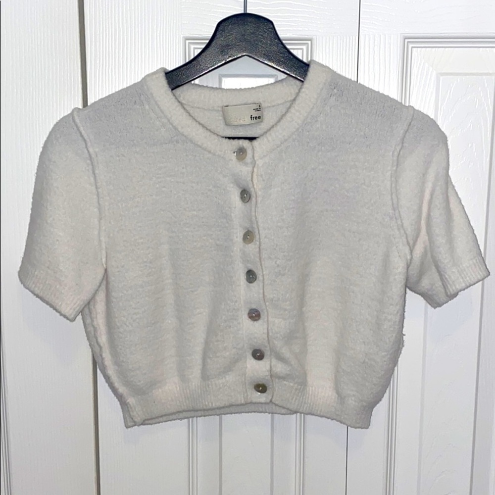 Aritzia Wilfred Free Botton Up Top